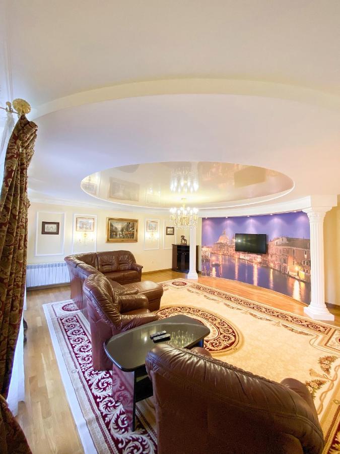 Петрос Family Hotel Яремча Экстерьер фото