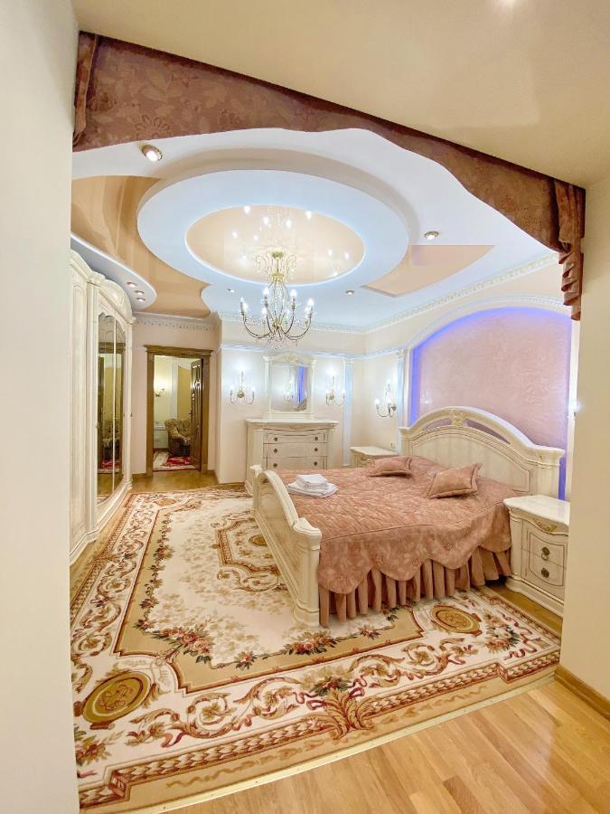 Петрос Family Hotel Яремча Экстерьер фото