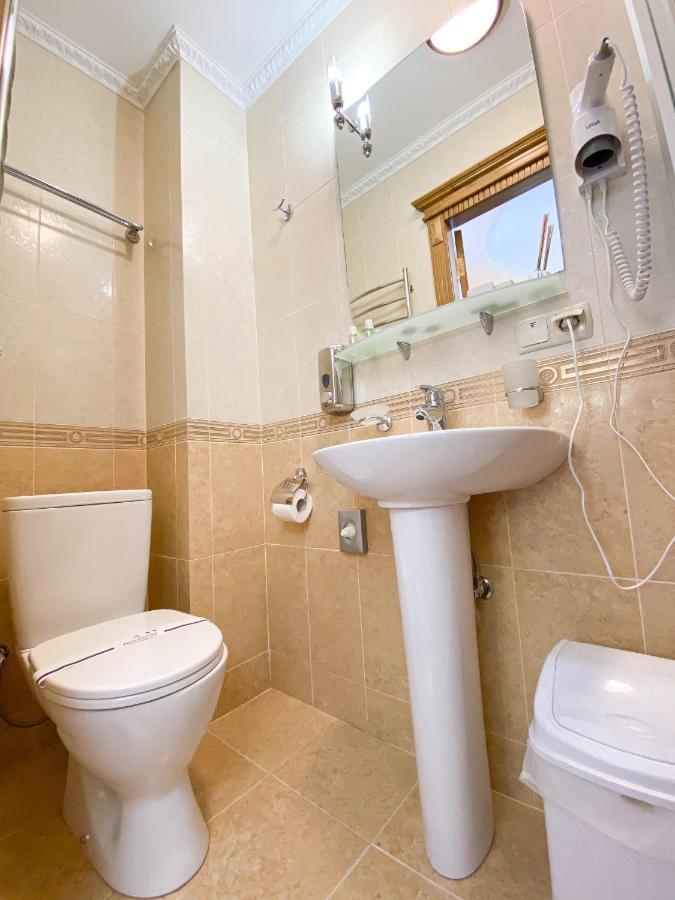 Петрос Family Hotel Яремча Номер фото
