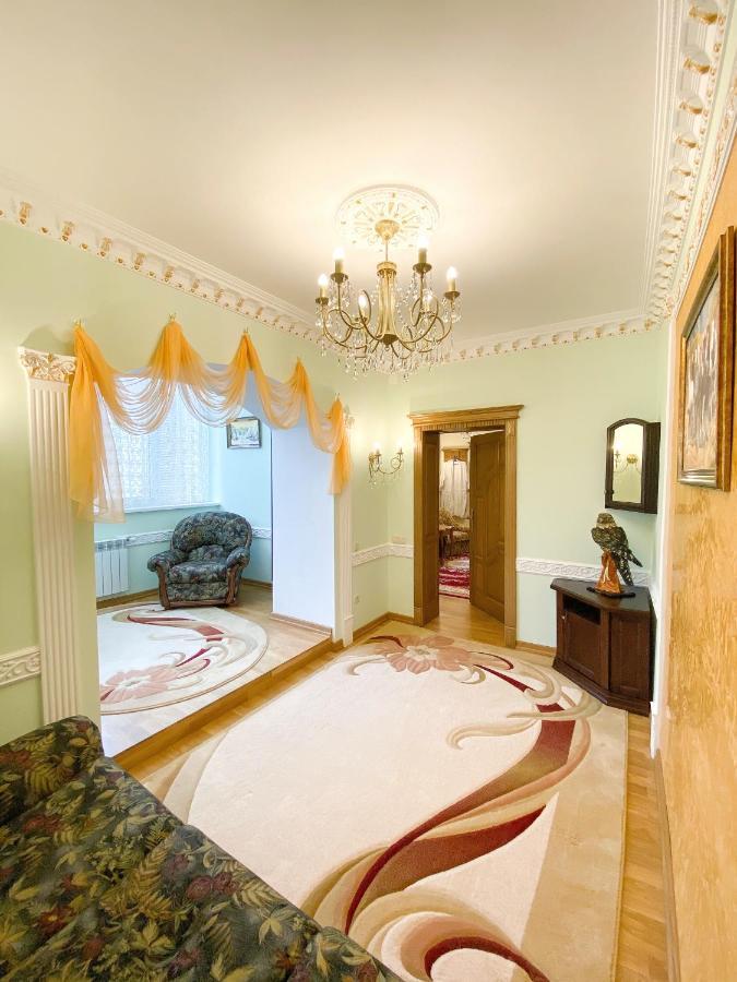 Петрос Family Hotel Яремча Экстерьер фото