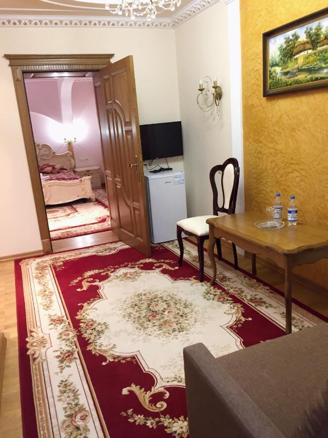 Петрос Family Hotel Яремча Экстерьер фото
