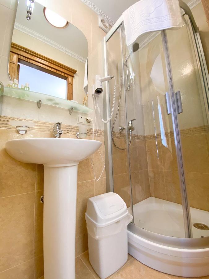 Петрос Family Hotel Яремча Номер фото