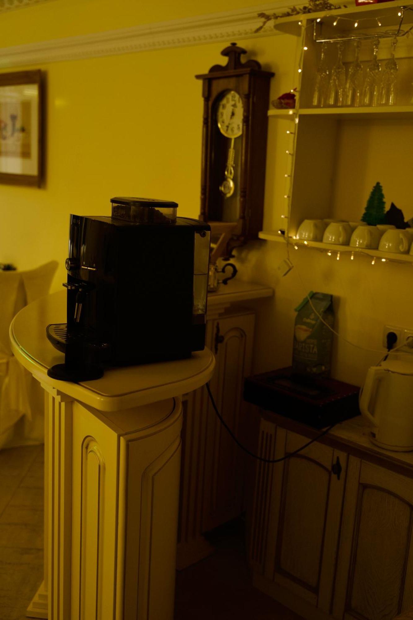 Петрос Family Hotel Яремча Экстерьер фото