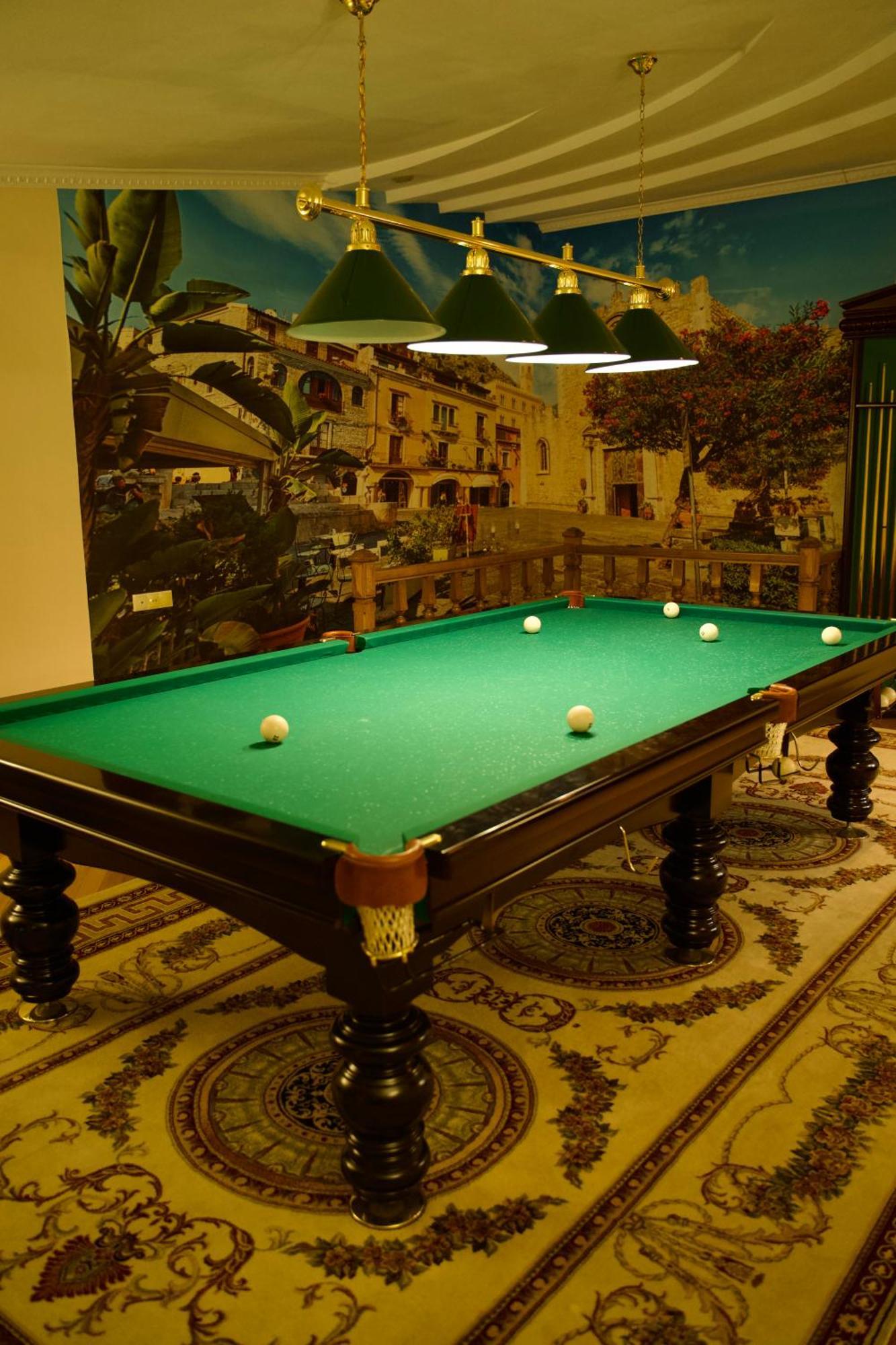 Петрос Family Hotel Яремча Экстерьер фото